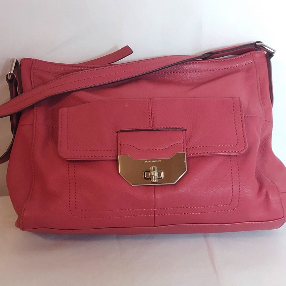 B. Makowski Dark Pink Leather Shoulder Bag EUC